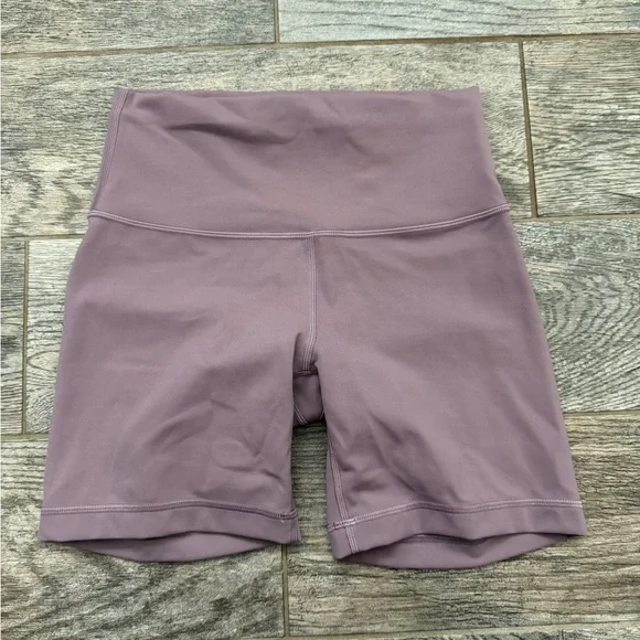 Wunder Train Lavender Lux Shorts 6” - Picture 4 of 7